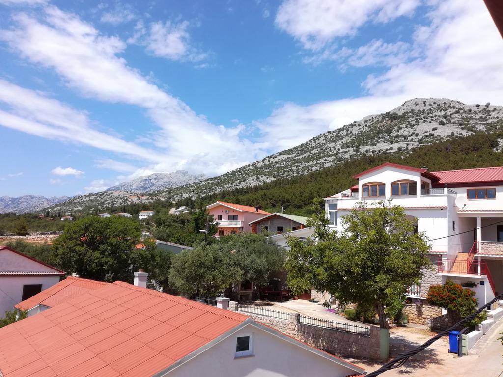 Apartments Andela Starigrad Paklenica Buitenkant foto